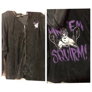 Torrid Distressed Disney Ursula hoodie Sz 5